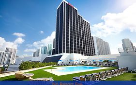 Hilton Downtown Miami 4*